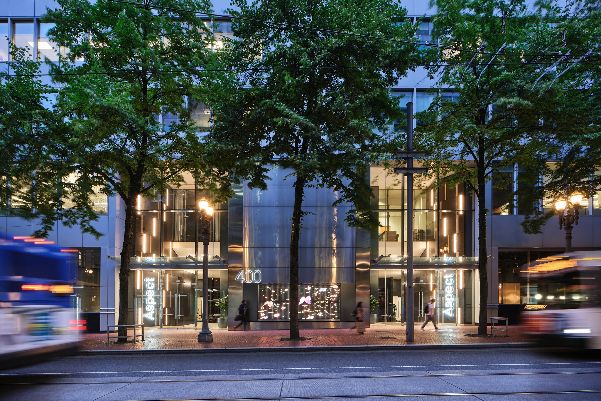 400 SW 6th Ave, Portland, OR for lease Building Photo- Image 1 of 8