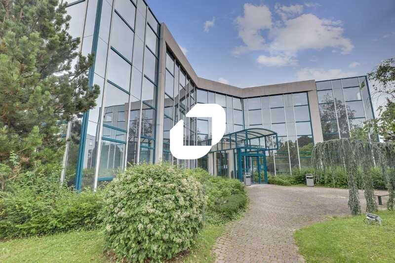 Office in Villebon Sur Yvette for lease - Building Photo - Image 1 of 21