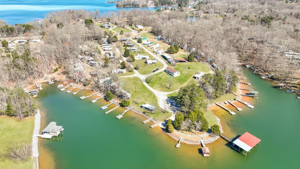 5625 Smith Mountain Rd, Penhook, VA for sale - Aerial - Image 2 of 11