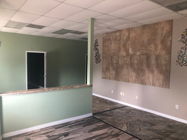 8863 Anderson Mill Rd, Austin, TX à louer - Photo du bâtiment - Image 3 de 9