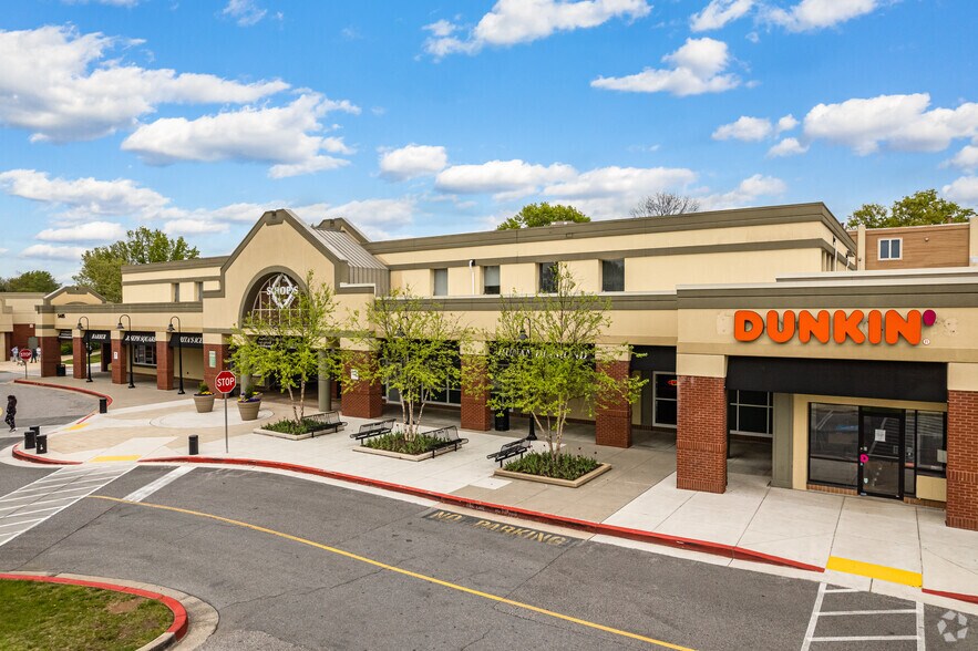 5485 Harpers Farm Rd, Columbia, MD à louer - Photo du bâtiment - Image 3 de 5