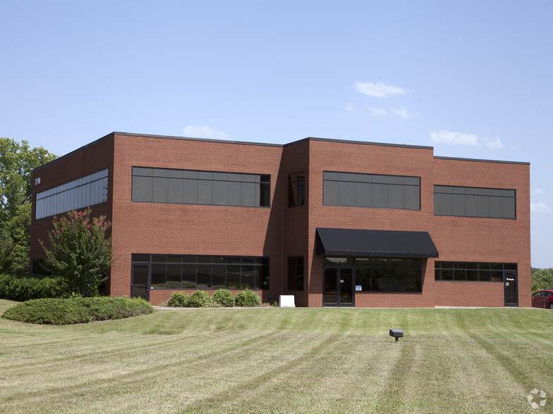 2716 & 2720 Troxler Rd - 16,500K SQ FT portfolio of 2 properties for sale on LoopNet.ca - Building Photo - Image 1 of 18