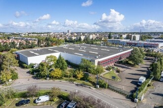 10/12 Rue Marie Curie, Coignières, YVE - Aérien Vue de la carte