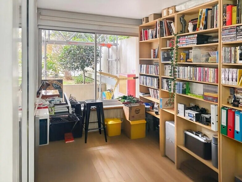 165 Rue Jean Pierre Timbaud, Courbevoie à vendre - Photo du bâtiment - Image 2 de 9