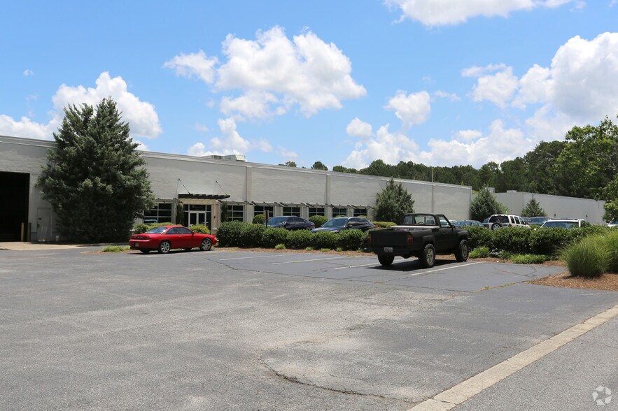 665 Highway 74 S, Peachtree City, GA à louer - Photo du bâtiment - Image 2 de 2