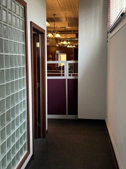 3642 University Ave, Riverside, CA à louer - Photo intérieure - Image 3 de 13