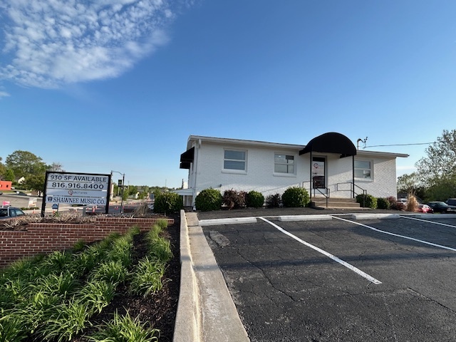 5900 Nieman Rd, Shawnee, KS for lease - Building Photo - Image 3 of 11