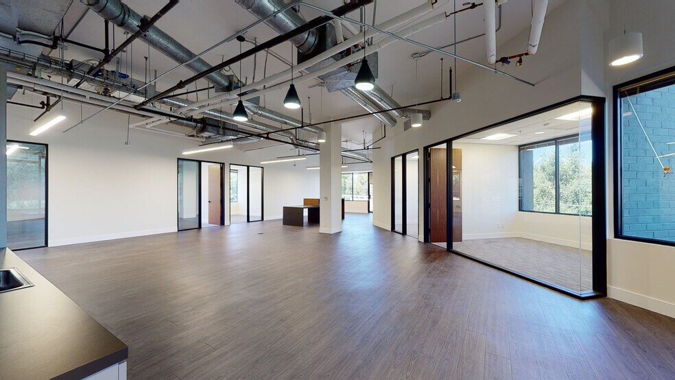 30851 Agoura Rd, Agoura Hills, CA à louer - Numérisation 3D de Matterport - Image 2 de 57