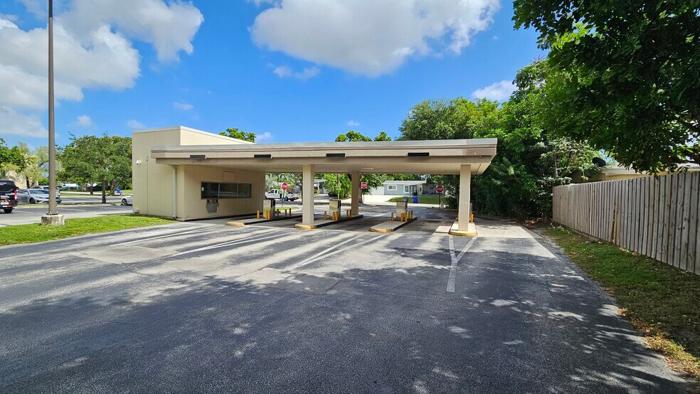6600 W Taft St, Hollywood, FL à louer - Photo du bâtiment - Image 3 de 20