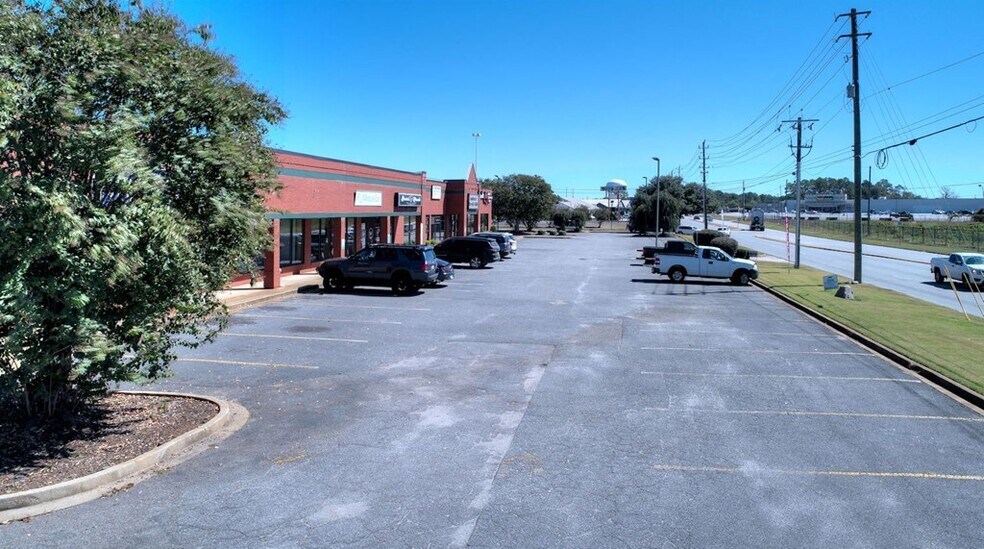 2601-2607 Stuart Ave, Albany, GA à louer - Photo du bâtiment - Image 2 de 7