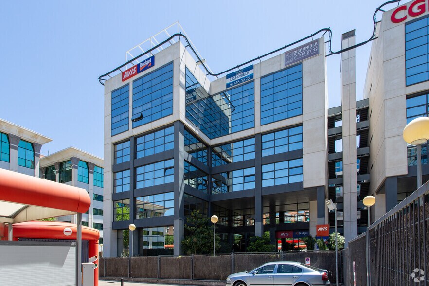 Avenida de Manoteras, 32 C, Madrid, Madrid for lease - Primary Photo - Image 1 of 4