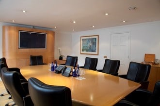 2-6 Eaton Gate, London for lease Interior Photo- Image 2 of 5