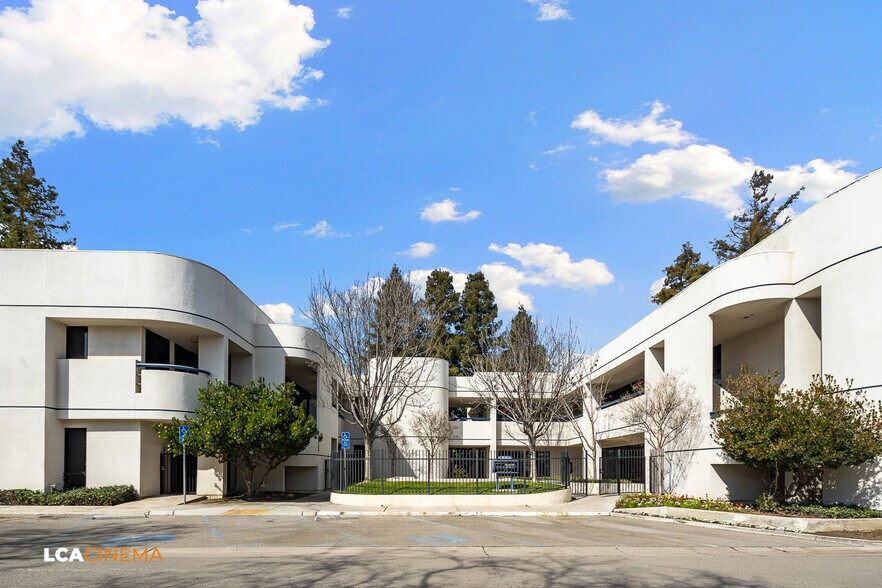 841 Mohawk St, Bakersfield, CA à louer - Photo du bâtiment - Image 3 de 15