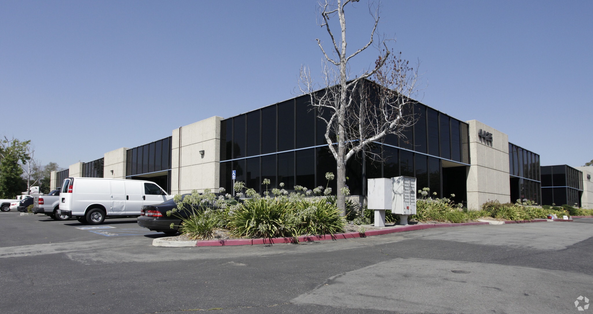 4425 E Airport Dr, Ontario, CA for lease Primary Photo- Image 1 of 10