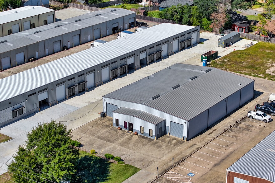 5342 5th St, Katy, TX à louer - Photo du bâtiment - Image 3 de 54