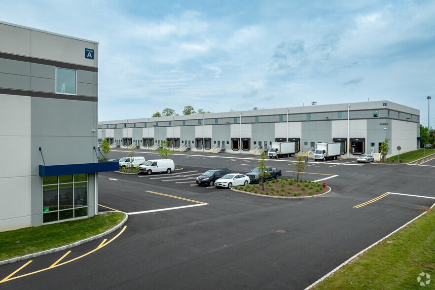 115 River Rd, Flemington, NJ for lease - Building Photo - Image 2 of 5