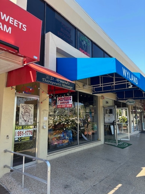 310-314 John Ringling Blvd, Sarasota, FL for lease Building Photo- Image 1 of 2