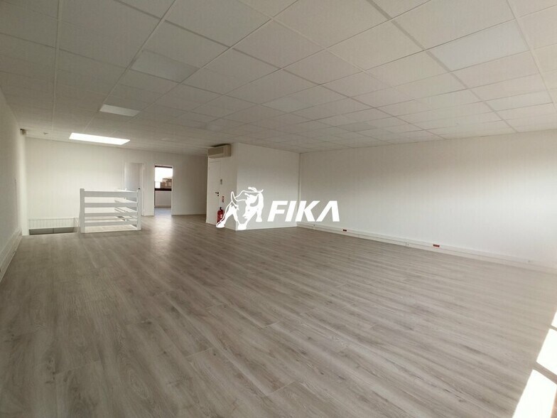 16 Avenue Charles De Gaulle, Balma for lease - Interior Photo - Image 1 of 5