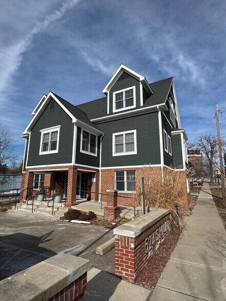 524 S Main St, Ann Arbor, MI à louer - Photo du bâtiment - Image 2 de 11