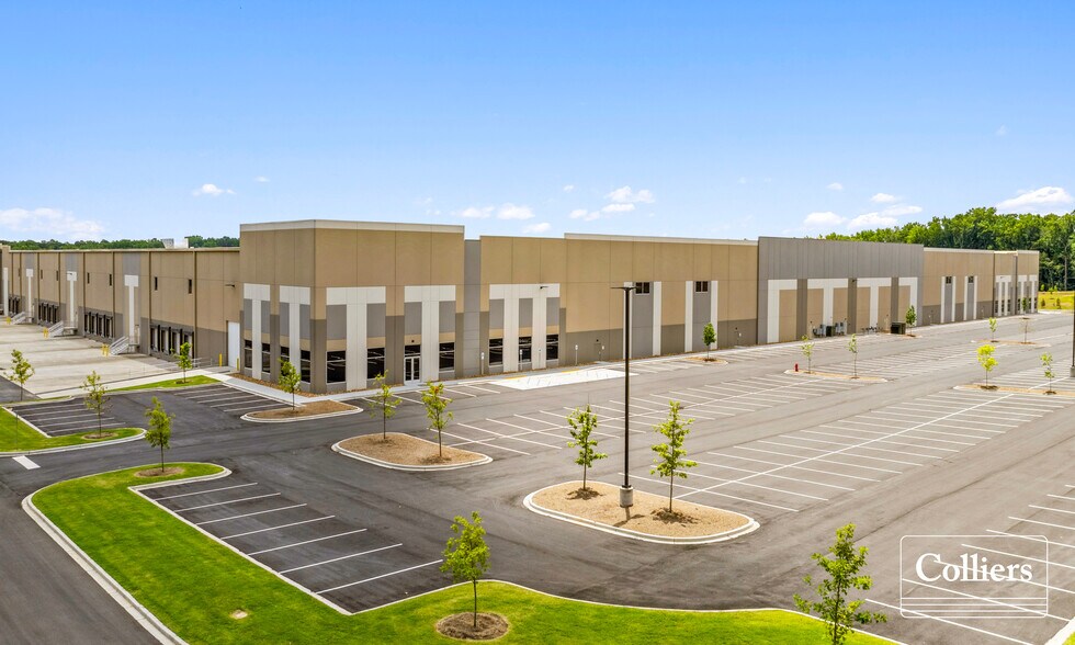 2116 Chesnee Hwy, Spartanburg, SC à louer - Photo du bâtiment - Image 3 de 7