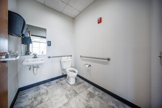 1221 Commerce Dr, Crete, IL à louer Photo intérieure- Image 2 de 6