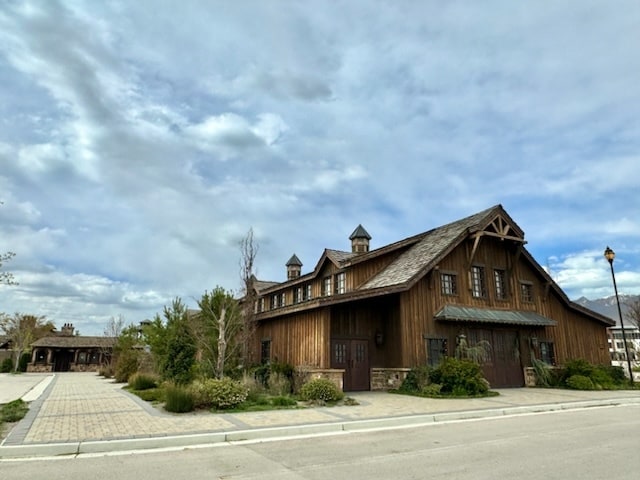 382 S Evermore Ln, Pleasant Grove, UT for sale - Building Photo - Image 2 of 8