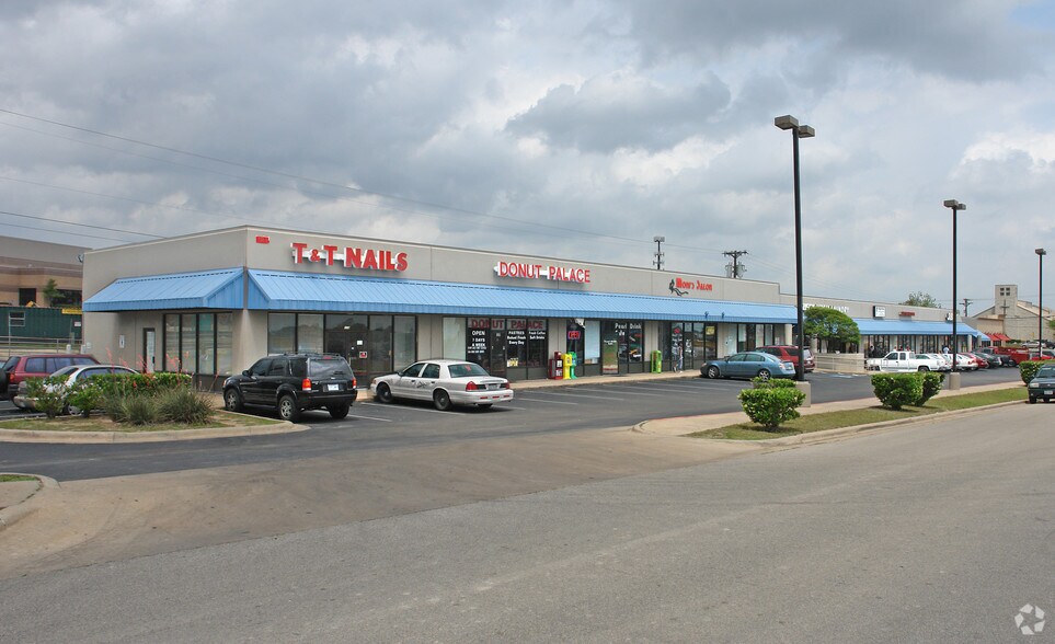 100 12th St S, Pflugerville, TX for lease - Building Photo - Image 2 of 2
