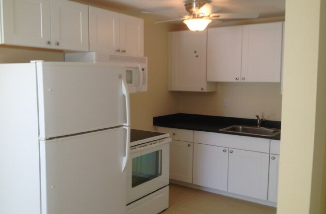 203 SE 4th Ave, Boynton Beach, FL à vendre - Photo du bâtiment - Image 3 de 11