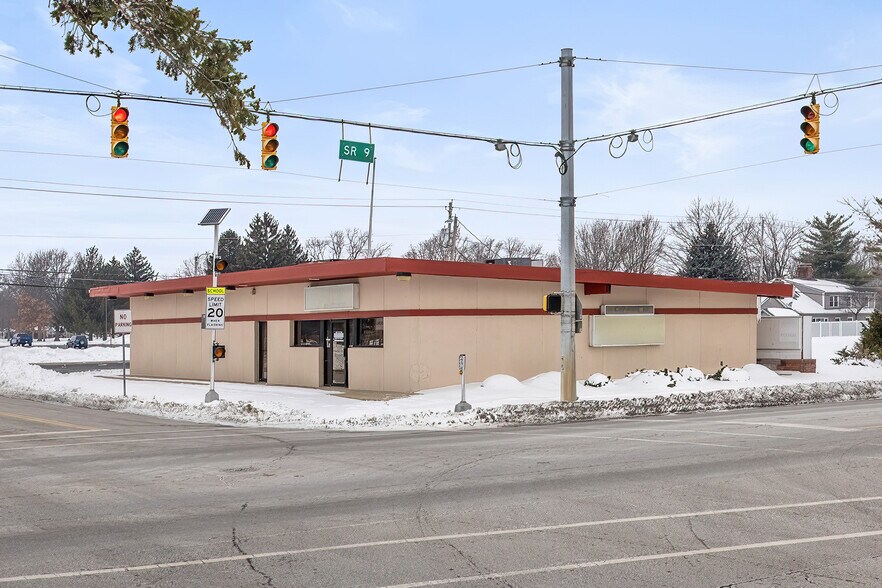 10 W Boyd Ave, Greenfield, IN for lease - Primary Photo - Image 1 of 20