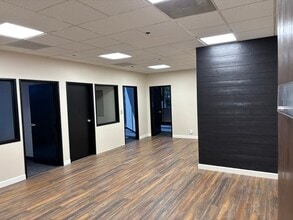 9420 Topanga Canyon Blvd, Chatsworth, CA for lease Interior Photo- Image 1 of 8