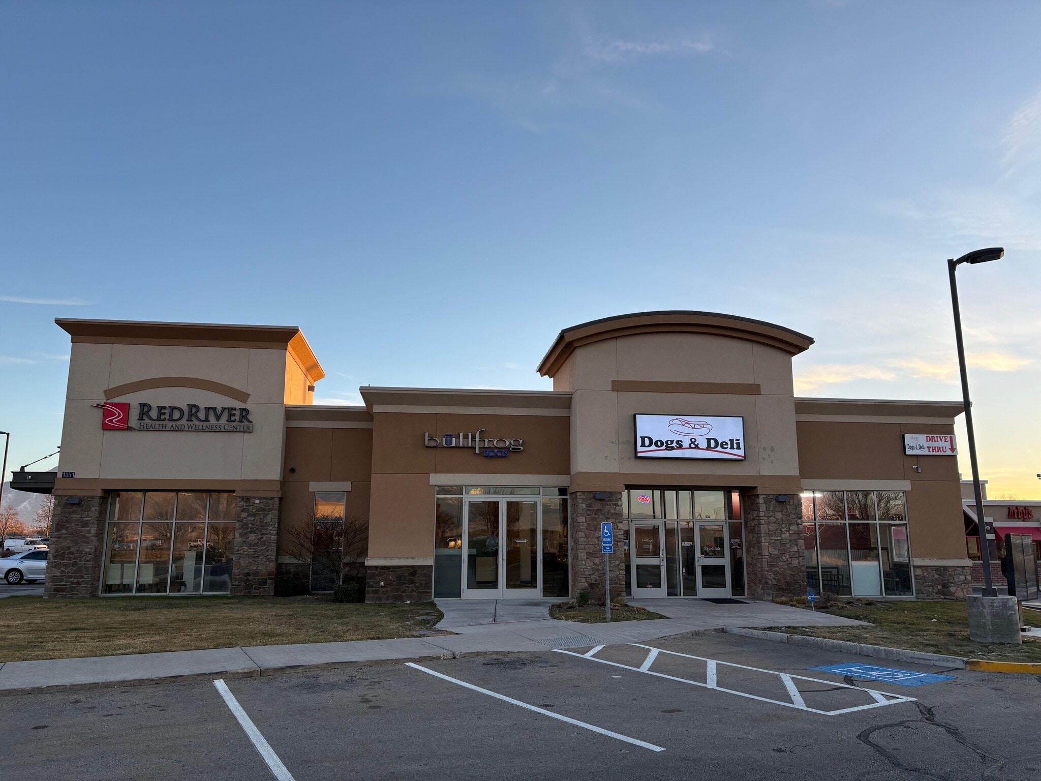 1795 W 500 S, Springville, UT for lease Interior Photo- Image 1 of 8