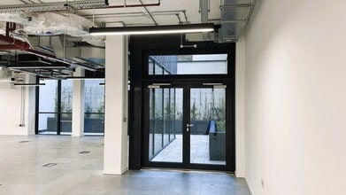 314-320 Grays Inn Rd, London for lease Interior Photo- Image 1 of 8