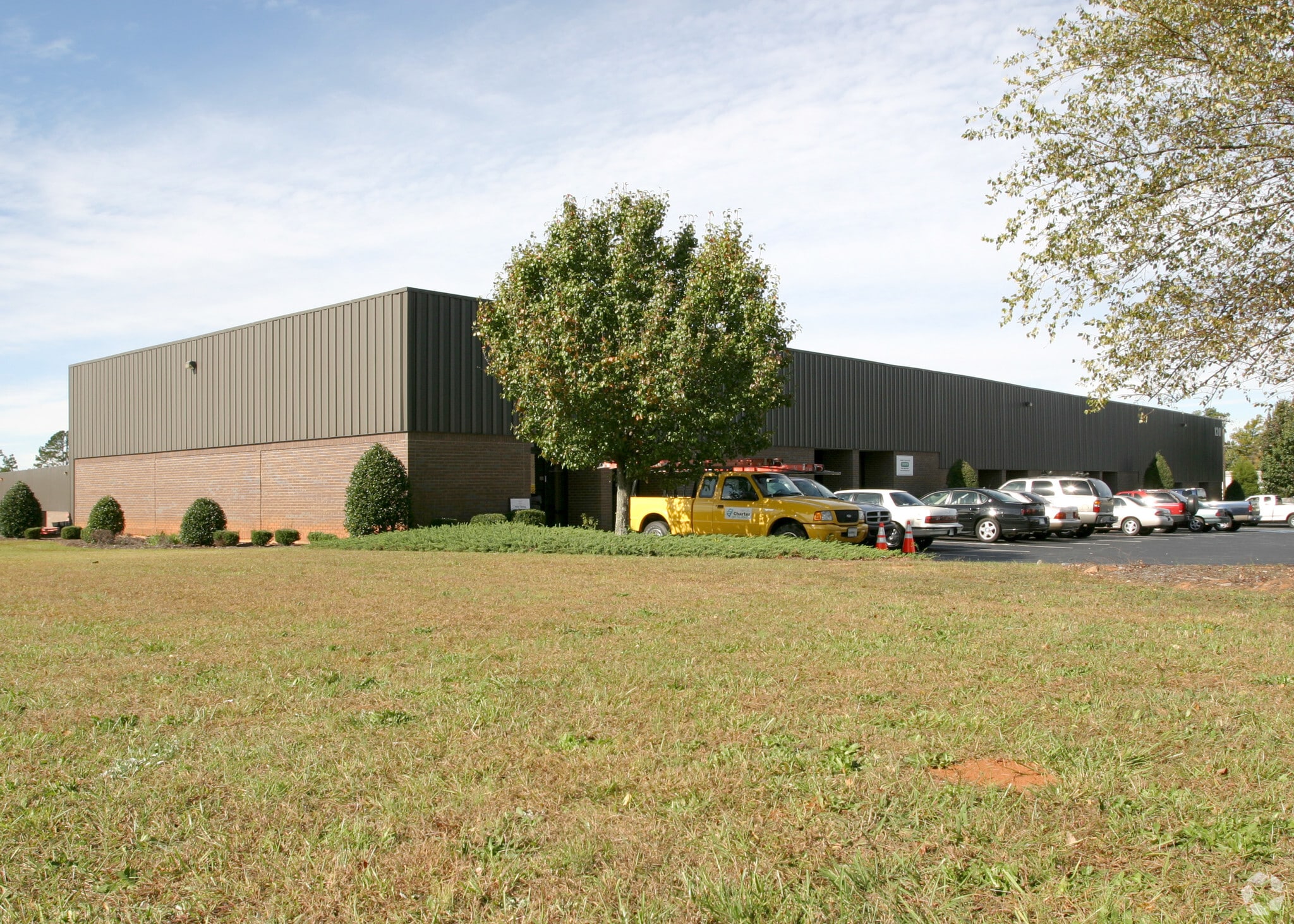 120 Old Mill Rd, Greenville, SC for lease Primary Photo- Image 1 of 13