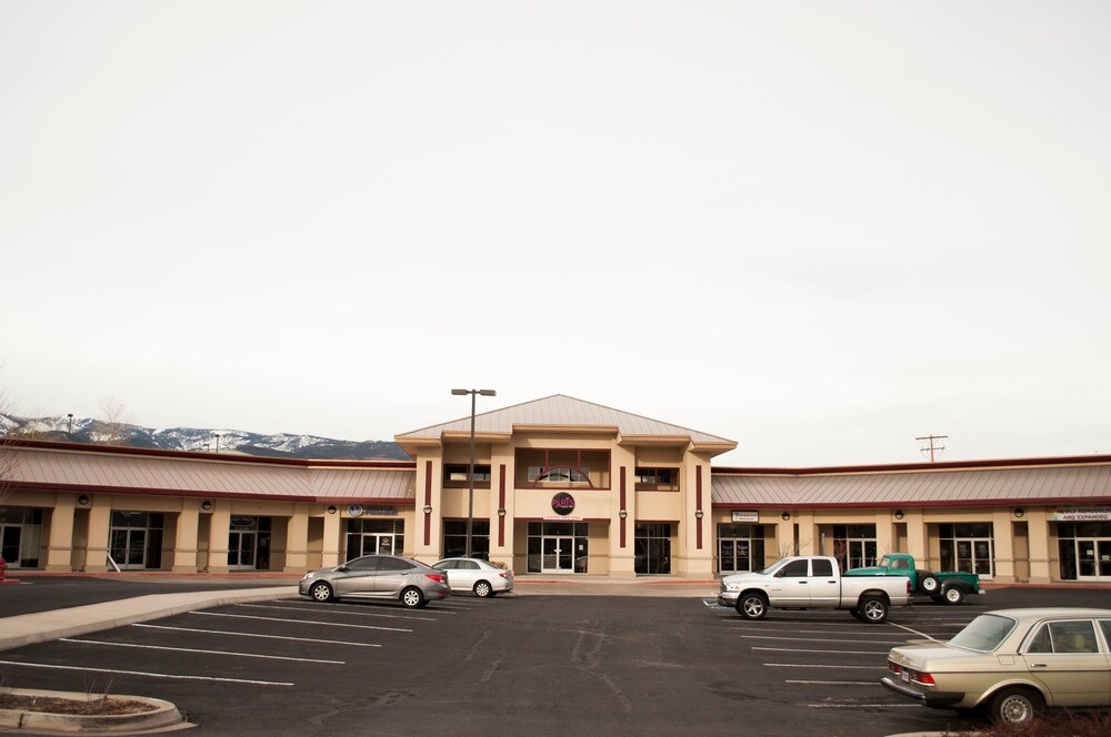 18603 Wedge Pky, Reno, NV à louer Photo du bâtiment- Image 1 de 8