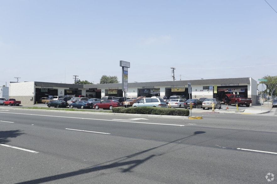 12205 Prairie Ave, Hawthorne, CA for lease - Primary Photo - Image 1 of 9