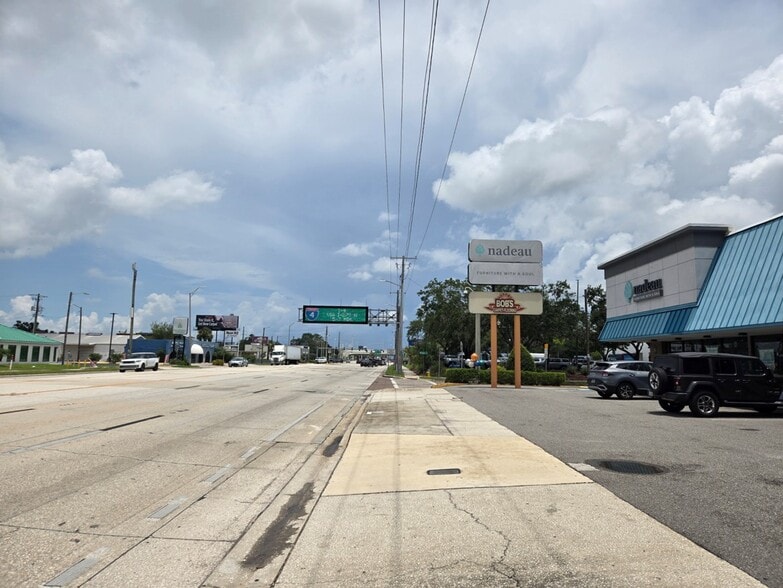 625 N Dale Mabry Hwy, Tampa, FL for lease - Building Photo - Image 1 of 3