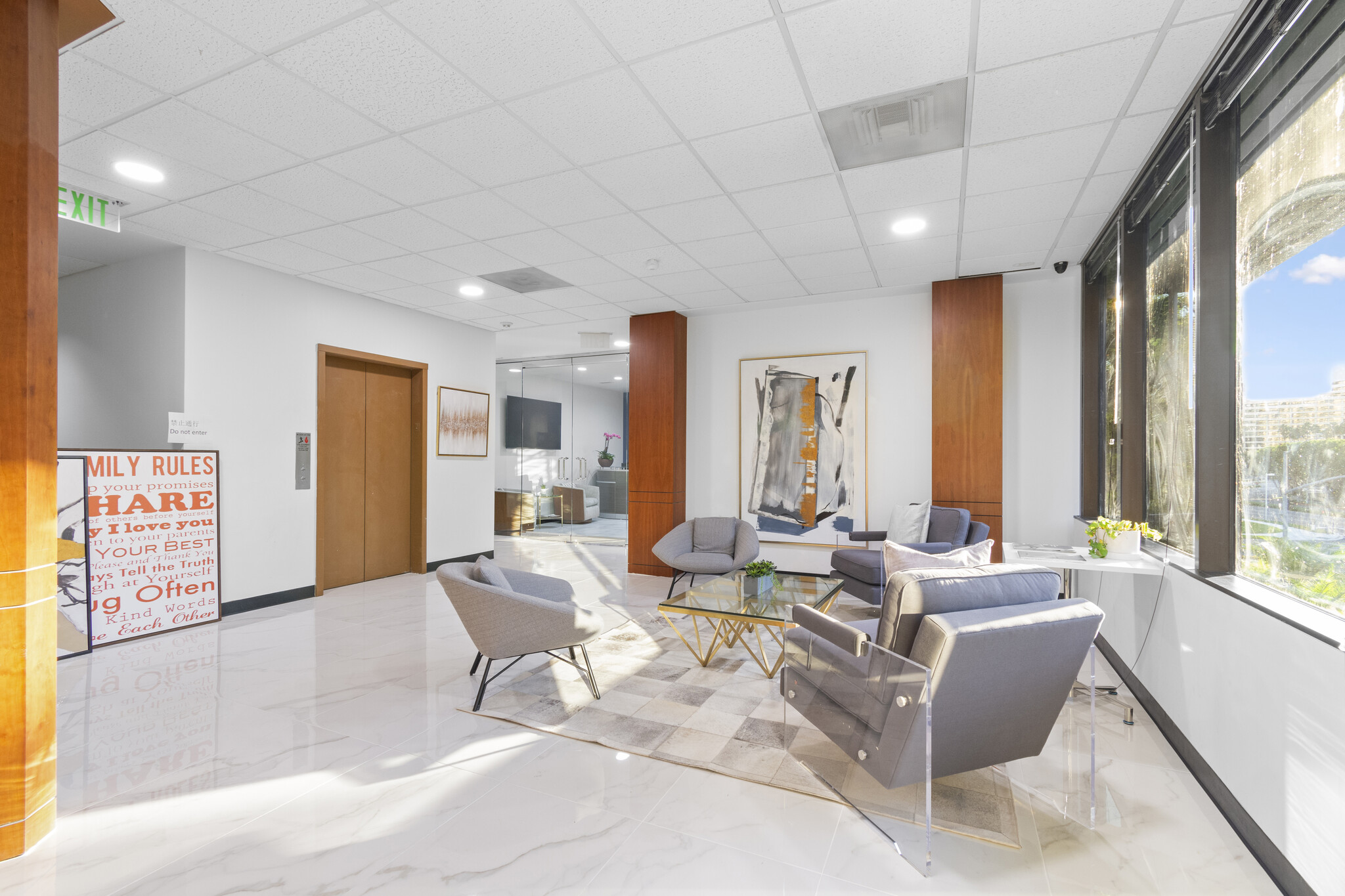 2955 Main St, Irvine, CA for lease Lobby- Image 1 of 14