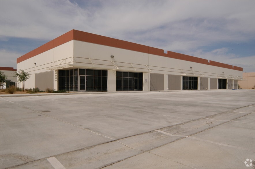 45090 Golf Center Pky, Indio, CA for sale - Building Photo - Image 2 of 14
