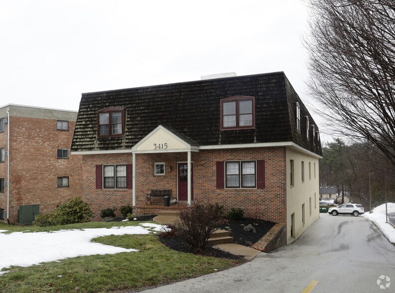 3415 West Chester Pike, Newtown Square, PA à vendre - Photo du bâtiment - Image 3 de 7