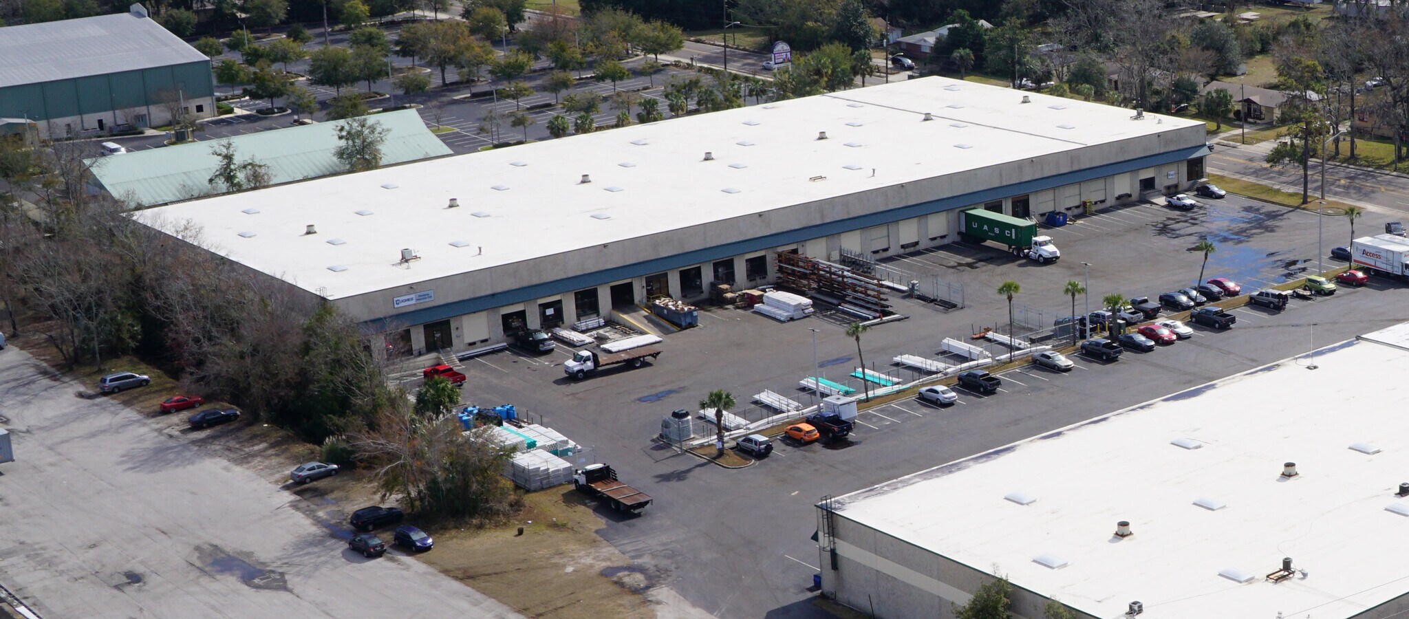 5501 Commonwealth Ave, Jacksonville, FL for lease Building Photo- Image 1 of 5