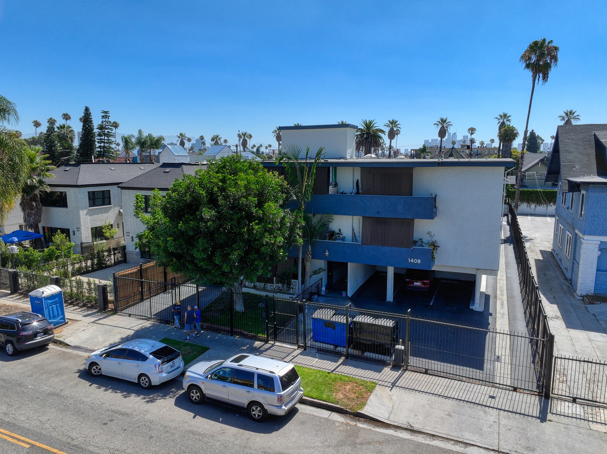 1408 S Wilton Pl, Los Angeles, CA à vendre Photo du bâtiment- Image 1 de 21
