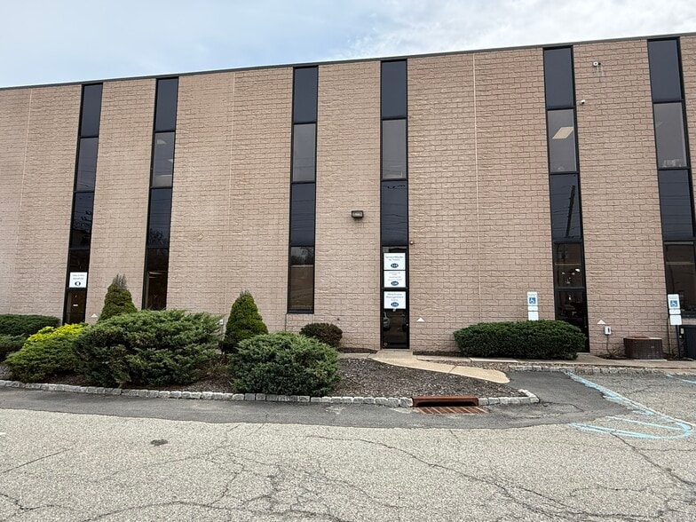 105 W Dewey Ave, Wharton, NJ for lease - Building Photo - Image 3 of 6