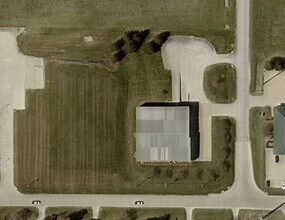 525 Lawler St, Iowa Falls, IA - AERIAL  map view