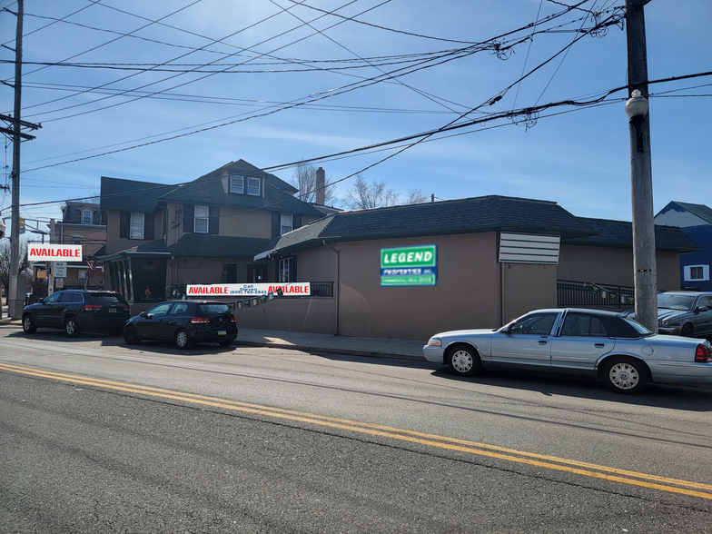 401 N Broadway, Gloucester City, NJ for sale - Building Photo - Image 1 of 1