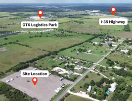 I-35 Storage & Parking - Parc de stationnement couvert