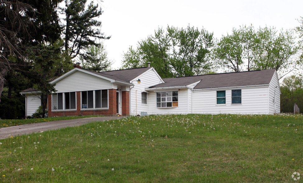 5249 Belmont Ave, Youngstown, OH for sale - Primary Photo - Image 1 of 1