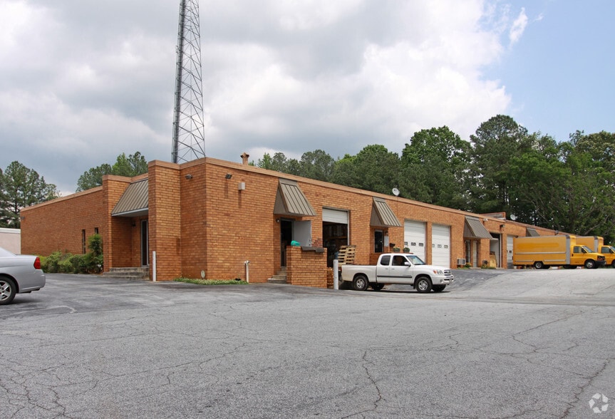 4764 Hammermill Rd, Tucker, GA à louer - Photo du bâtiment - Image 3 de 6