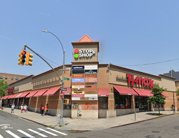 961 E 174th St, Bronx, NY for lease Interior Photo- Image 1 of 6