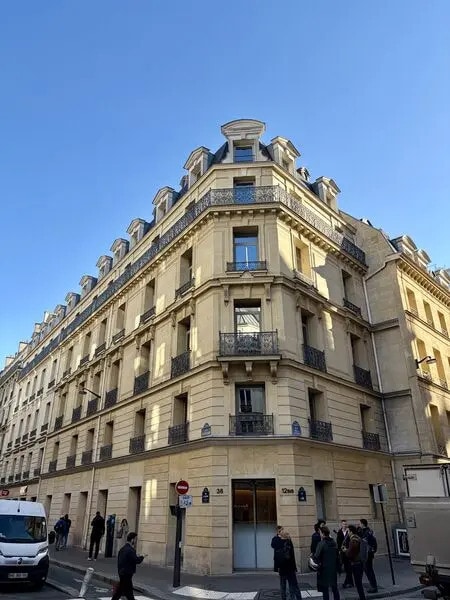 38 Rue Le Peletier, Paris for lease Building Photo- Image 1 of 13