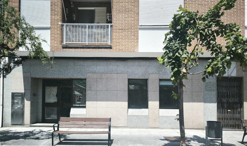 Multifamily in Toreno, León for sale - Interior Photo - Image 1 of 1